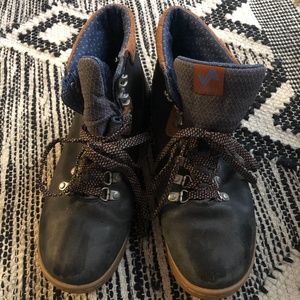 Leather hiking/ trail boots